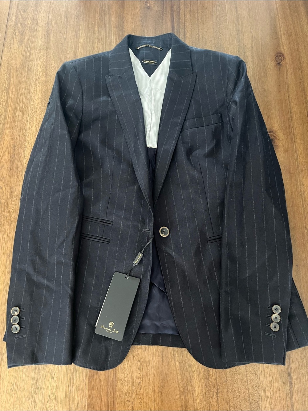 Massimo Dutti Black Blazer Size 8 - Minor Flaw